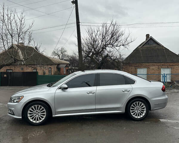 Серый Фольксваген Пассат, объемом двигателя 1.8 л и пробегом 148 тыс. км за 10800 $, фото 1 на Automoto.ua