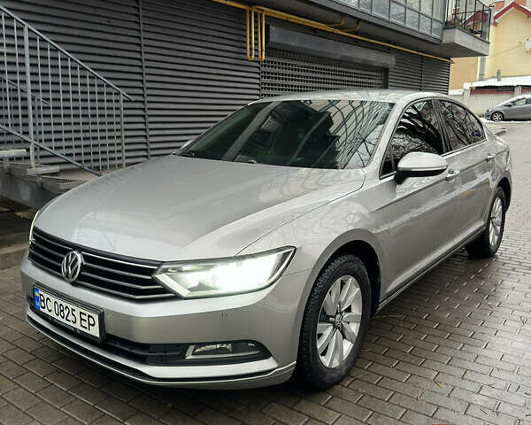 Серый Фольксваген Пассат, объемом двигателя 1.4 л и пробегом 276 тыс. км за 14000 $, фото 1 на Automoto.ua