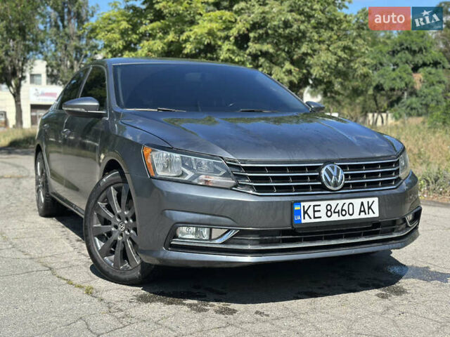 Сірий Фольксваген Пассат, об'ємом двигуна 1.98 л та пробігом 183 тис. км за 11950 $, фото 1 на Automoto.ua