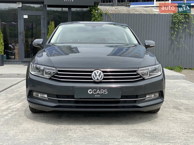 Сірий Фольксваген Пассат, об'ємом двигуна 1.4 л та пробігом 233 тис. км за 12700 $, фото 1 на Automoto.ua
