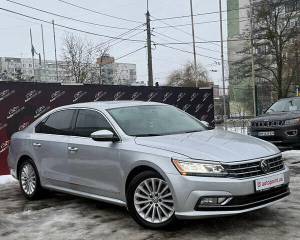 Серый Фольксваген Пассат, объемом двигателя 1.8 л и пробегом 104 тыс. км за 14800 $, фото 1 на Automoto.ua