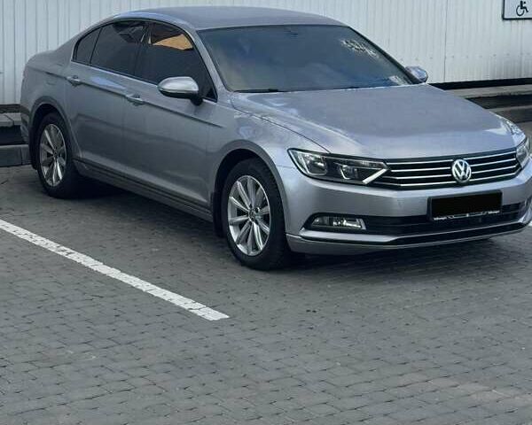 Серый Фольксваген Пассат, объемом двигателя 1.97 л и пробегом 102 тыс. км за 24500 $, фото 1 на Automoto.ua