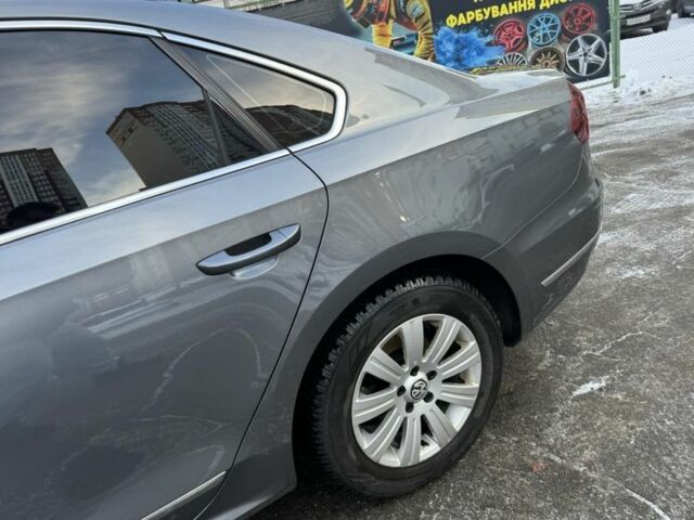 Серый Фольксваген Пассат, объемом двигателя 2 л и пробегом 162 тыс. км за 15000 $, фото 1 на Automoto.ua