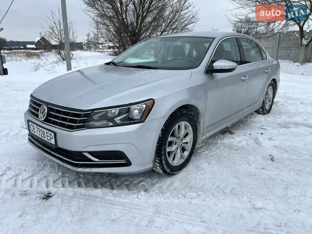 Сірий Фольксваген Пассат, об'ємом двигуна 1.8 л та пробігом 136 тис. км за 11700 $, фото 1 на Automoto.ua