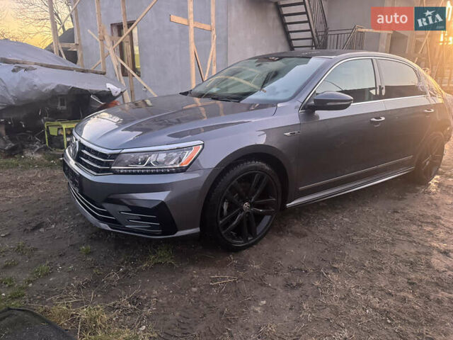 Серый Фольксваген Пассат, объемом двигателя 1.8 л и пробегом 73 тыс. км за 8500 $, фото 1 на Automoto.ua