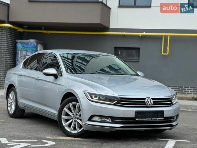 Серый Фольксваген Пассат, объемом двигателя 1.97 л и пробегом 227 тыс. км за 18450 $, фото 1 на Automoto.ua