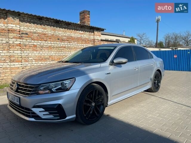 Серый Фольксваген Пассат, объемом двигателя 1.8 л и пробегом 213 тыс. км за 11800 $, фото 1 на Automoto.ua