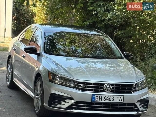 Сірий Фольксваген Пассат, об'ємом двигуна 1.8 л та пробігом 142 тис. км за 15200 $, фото 1 на Automoto.ua