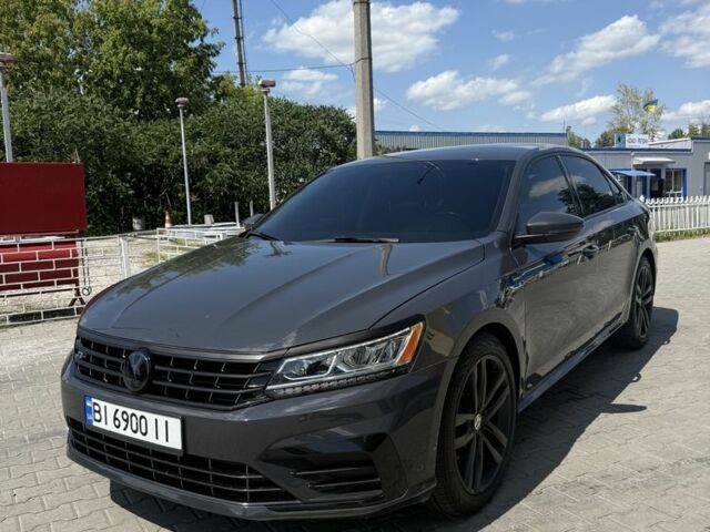 Сірий Фольксваген Пассат, об'ємом двигуна 1.8 л та пробігом 155 тис. км за 13495 $, фото 1 на Automoto.ua