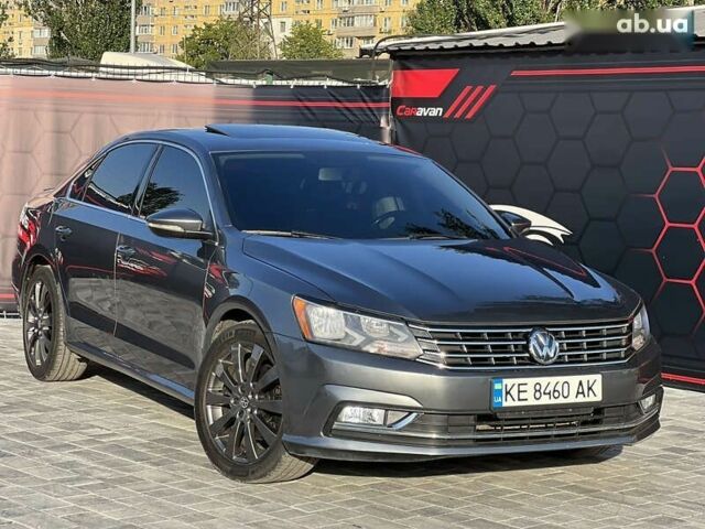Серый Фольксваген Пассат, объемом двигателя 2 л и пробегом 180 тыс. км за 11999 $, фото 1 на Automoto.ua