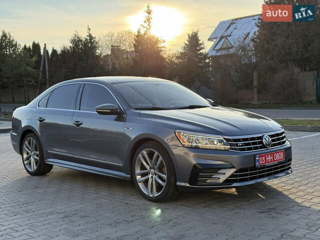 Сірий Фольксваген Пассат, об'ємом двигуна 1.8 л та пробігом 235 тис. км за 13850 $, фото 1 на Automoto.ua