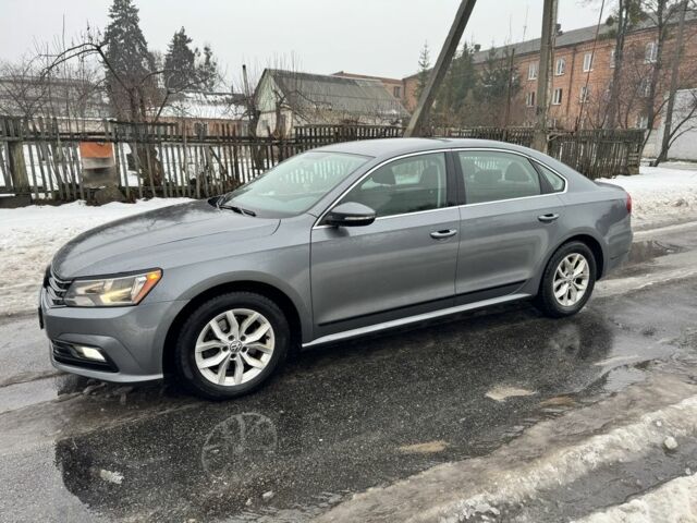 Сірий Фольксваген Пассат, об'ємом двигуна 1.8 л та пробігом 209 тис. км за 11800 $, фото 1 на Automoto.ua