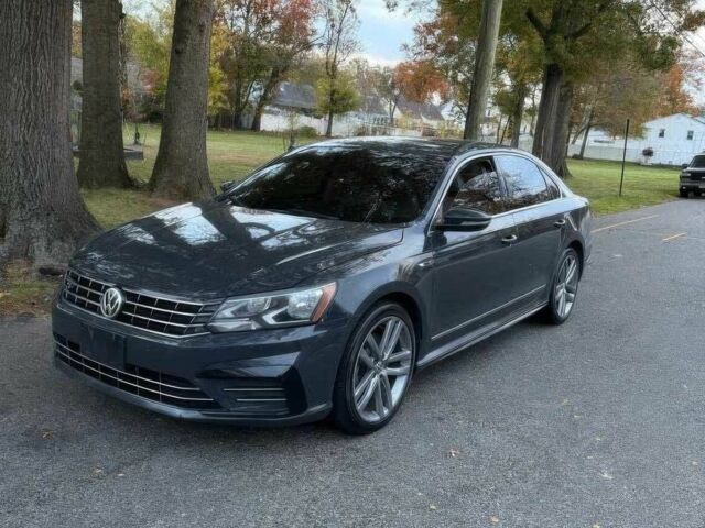 Серый Фольксваген Пассат, объемом двигателя 1.8 л и пробегом 63 тыс. км за 7800 $, фото 1 на Automoto.ua