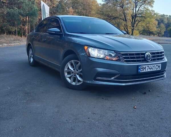 Сірий Фольксваген Пассат, об'ємом двигуна 1.8 л та пробігом 132 тис. км за 12777 $, фото 1 на Automoto.ua