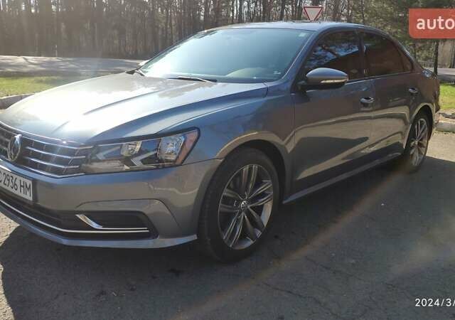 Серый Фольксваген Пассат, объемом двигателя 1.98 л и пробегом 47 тыс. км за 15600 $, фото 1 на Automoto.ua