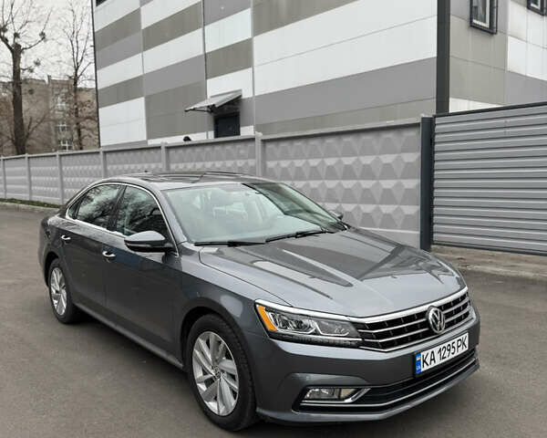 Сірий Фольксваген Пассат, об'ємом двигуна 1.98 л та пробігом 66 тис. км за 16500 $, фото 1 на Automoto.ua