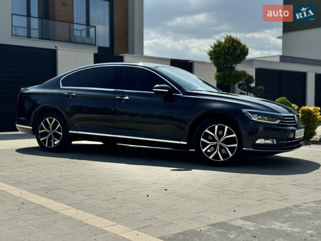 Серый Фольксваген Пассат, объемом двигателя 1.97 л и пробегом 211 тыс. км за 23000 $, фото 1 на Automoto.ua