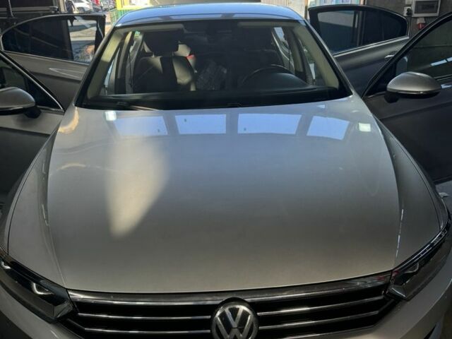 Сірий Фольксваген Пассат, об'ємом двигуна 1.8 л та пробігом 82 тис. км за 22000 $, фото 1 на Automoto.ua