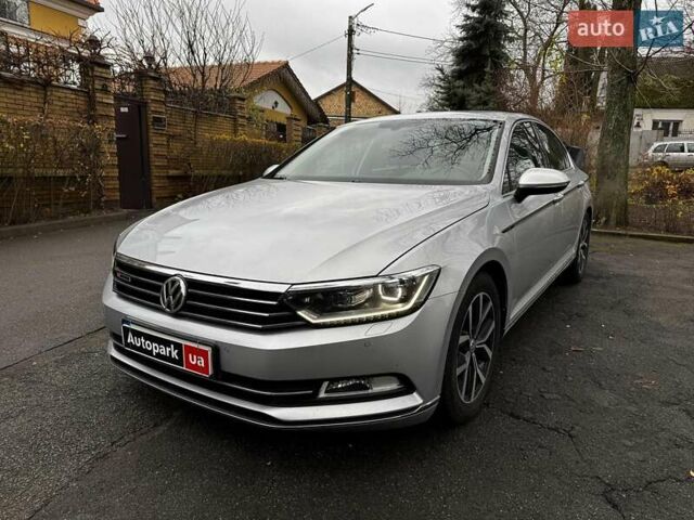 Сірий Фольксваген Пассат, об'ємом двигуна 2 л та пробігом 184 тис. км за 22490 $, фото 1 на Automoto.ua