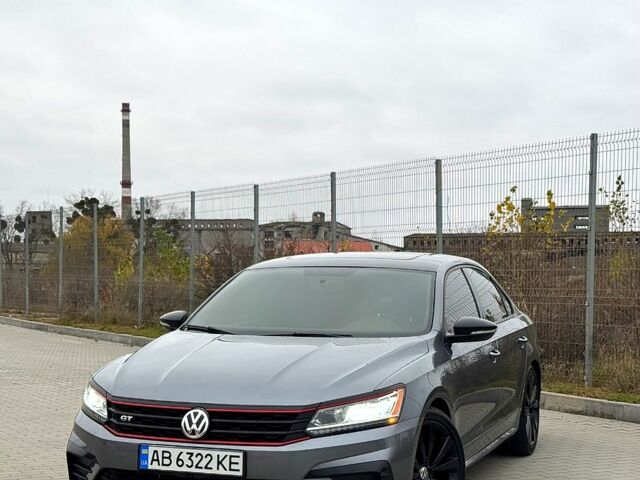 Серый Фольксваген Пассат, объемом двигателя 3.6 л и пробегом 109 тыс. км за 17500 $, фото 1 на Automoto.ua