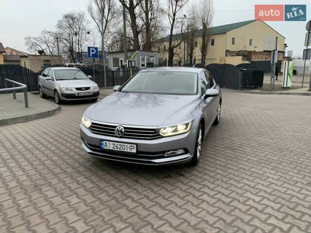 Серый Фольксваген Пассат, объемом двигателя 1.8 л и пробегом 163 тыс. км за 21900 $, фото 1 на Automoto.ua