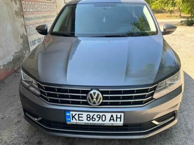 Сірий Фольксваген Пассат, об'ємом двигуна 1.98 л та пробігом 65 тис. км за 15499 $, фото 1 на Automoto.ua