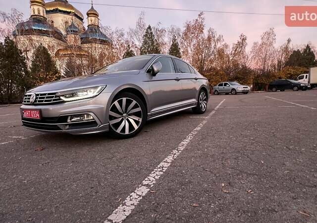 Фольксваген Пассат 2019 в Кривом Роге на Automoto.ua Серый Фольксваген Пассат, объемом двигателя 2 л и пробегом 237 тыс. км за 21000 $, фото 1 на Automoto.ua