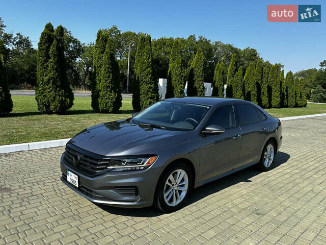 Серый Фольксваген Пассат, объемом двигателя 1.98 л и пробегом 57 тыс. км за 18500 $, фото 1 на Automoto.ua