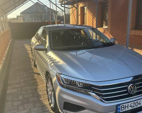 Сірий Фольксваген Пассат, об'ємом двигуна 1.98 л та пробігом 35 тис. км за 18500 $, фото 1 на Automoto.ua