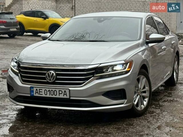 Серый Фольксваген Пассат, объемом двигателя 2 л и пробегом 81 тыс. км за 18900 $, фото 1 на Automoto.ua