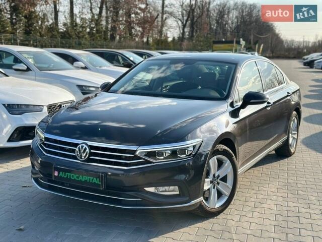 Серый Фольксваген Пассат, объемом двигателя 1.97 л и пробегом 160 тыс. км за 24990 $, фото 1 на Automoto.ua
