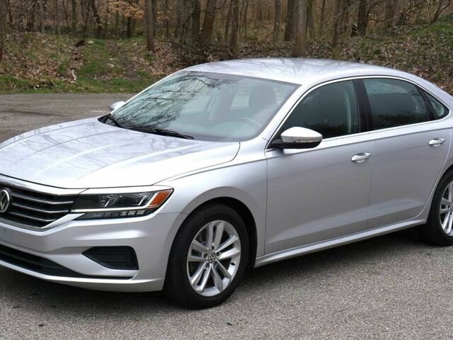 Сірий Фольксваген Пассат, об'ємом двигуна 2 л та пробігом 31 тис. км за 2700 $, фото 1 на Automoto.ua