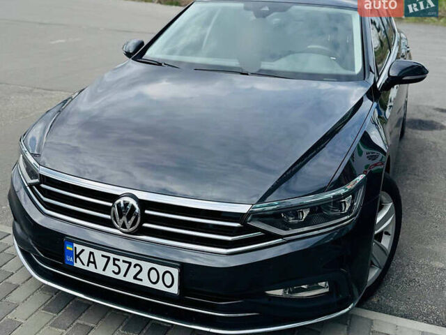 Сірий Фольксваген Пассат, об'ємом двигуна 1.97 л та пробігом 150 тис. км за 26300 $, фото 1 на Automoto.ua