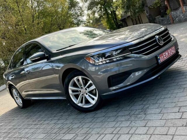 Серый Фольксваген Пассат, объемом двигателя 2 л и пробегом 50 тыс. км за 16500 $, фото 1 на Automoto.ua