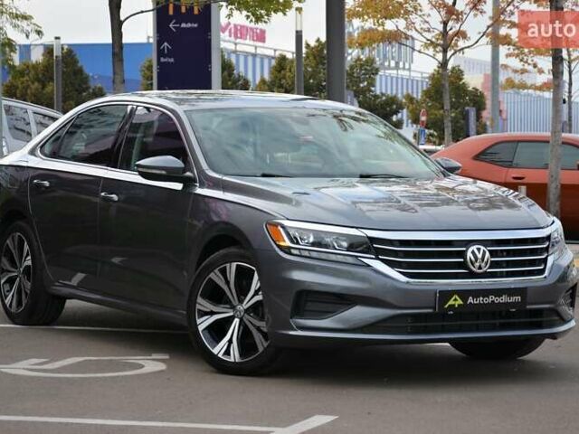 Фольксваген Пассат 2021 у Києві на Automoto.ua Сірий Фольксваген Пассат, об'ємом двигуна 1.98 л та пробігом 103 тис. км за 19800 $, фото 1 на Automoto.ua