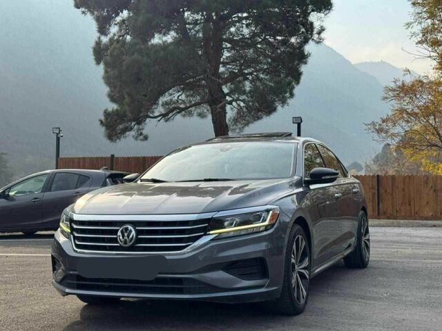 Сірий Фольксваген Пассат, об'ємом двигуна 2 л та пробігом 139 тис. км за 10100 $, фото 1 на Automoto.ua