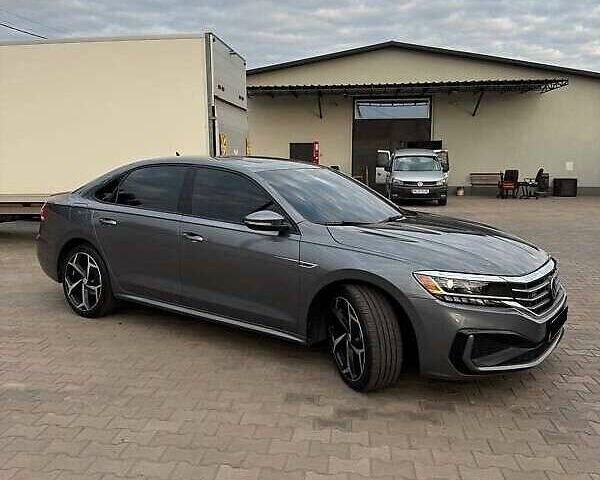 Серый Фольксваген Пассат, объемом двигателя 1.98 л и пробегом 61 тыс. км за 21300 $, фото 1 на Automoto.ua