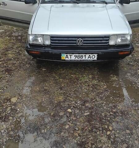 Серый Фольксваген Пассат, объемом двигателя 0 л и пробегом 200 тыс. км за 1000 $, фото 1 на Automoto.ua