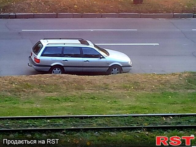 Сірий Фольксваген Пассат, об'ємом двигуна 1.8 л та пробігом 312 тис. км за 3200 $, фото 1 на Automoto.ua