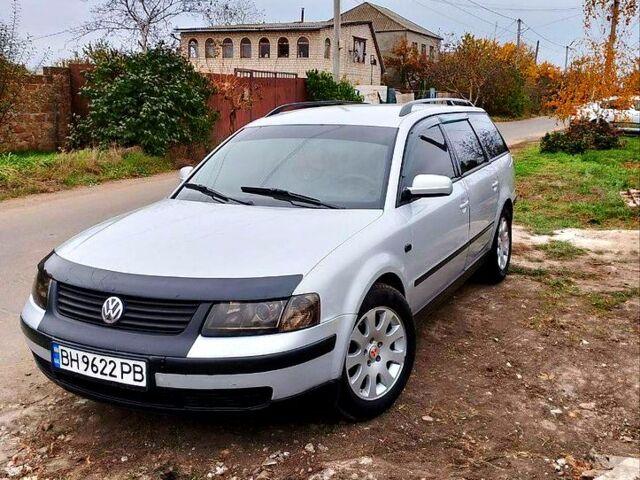 Сірий Фольксваген Пассат, об'ємом двигуна 1.9 л та пробігом 450 тис. км за 3000 $, фото 1 на Automoto.ua