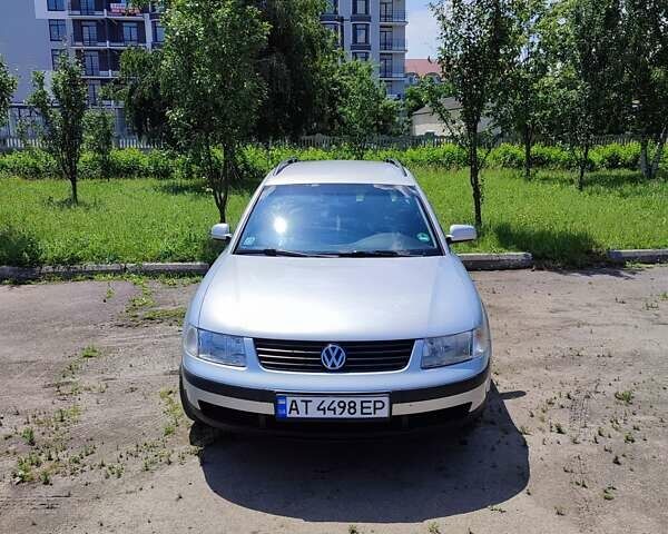 Серый Фольксваген Пассат, объемом двигателя 1.6 л и пробегом 237 тыс. км за 3550 $, фото 1 на Automoto.ua