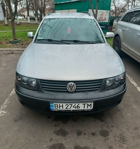 Серый Фольксваген Пассат, объемом двигателя 1.9 л и пробегом 360 тыс. км за 2950 $, фото 1 на Automoto.ua