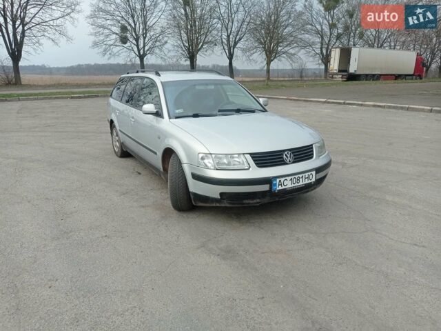 Серый Фольксваген Пассат, объемом двигателя 1.78 л и пробегом 340 тыс. км за 4100 $, фото 1 на Automoto.ua