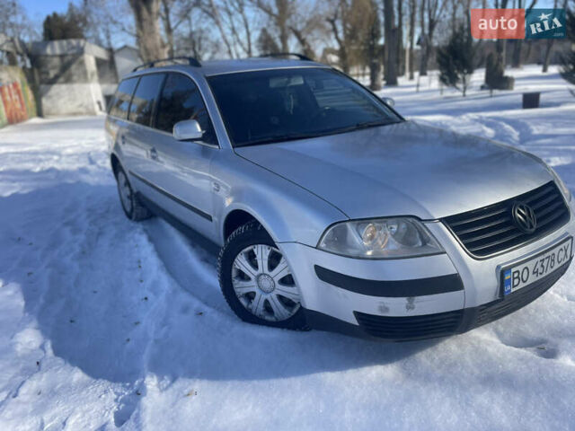 Серый Фольксваген Пассат, объемом двигателя 1.6 л и пробегом 301 тыс. км за 3450 $, фото 1 на Automoto.ua
