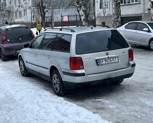 Серый Фольксваген Пассат, объемом двигателя 1.9 л и пробегом 390 тыс. км за 3000 $, фото 1 на Automoto.ua