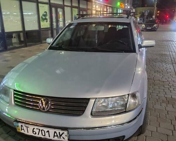 Серый Фольксваген Пассат, объемом двигателя 0 л и пробегом 300 тыс. км за 3200 $, фото 1 на Automoto.ua