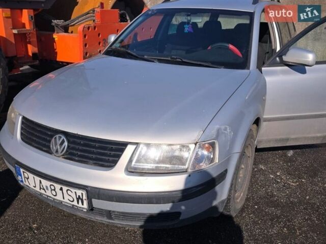 Серый Фольксваген Пассат, объемом двигателя 1.9 л и пробегом 395 тыс. км за 3000 $, фото 1 на Automoto.ua