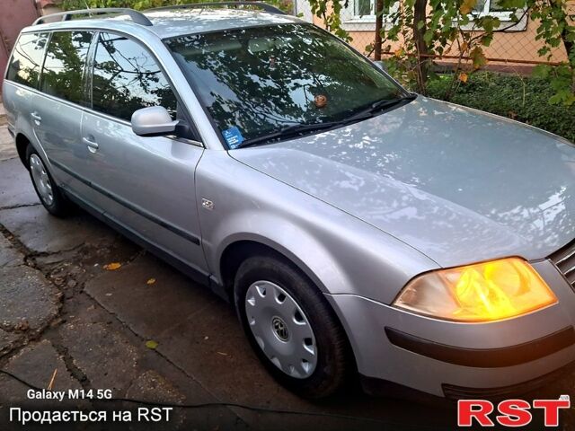 Серый Фольксваген Пассат, объемом двигателя 1.6 л и пробегом 130 тыс. км за 3900 $, фото 1 на Automoto.ua