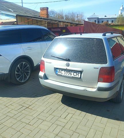 Серый Фольксваген Пассат, объемом двигателя 1.9 л и пробегом 347 тыс. км за 3850 $, фото 1 на Automoto.ua