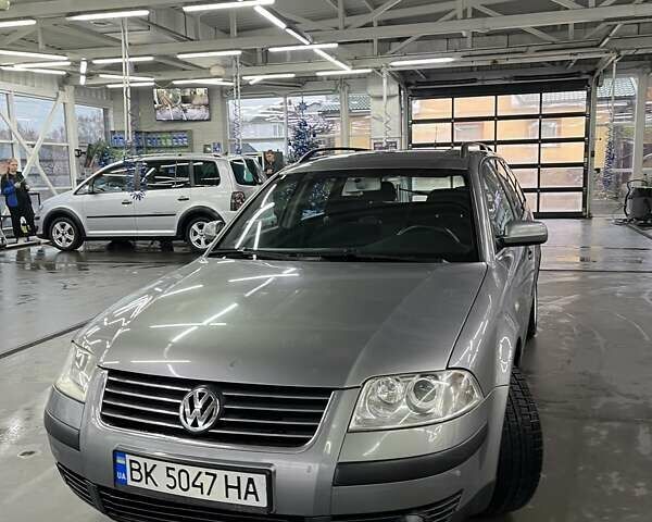 Сірий Фольксваген Пассат, об'ємом двигуна 1.98 л та пробігом 270 тис. км за 3999 $, фото 1 на Automoto.ua